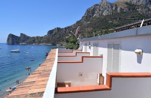 Marina del Cantone Hotel | Hotel La Certosa