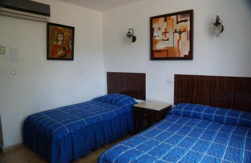 Centro Hotel | Hotel Las Dalias Inn