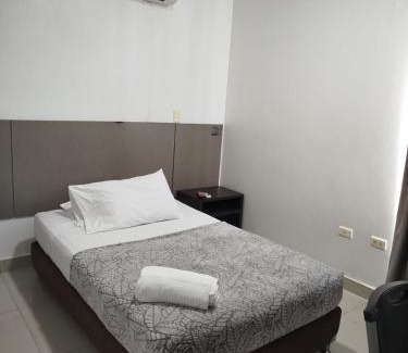 Malambo Hotel | Hotel las Olas Malambo