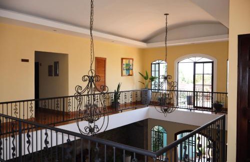 Leon Hotel | Hotel León Inn