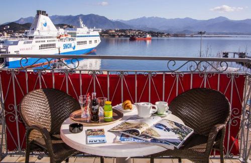 Ajaccio Hotel | Hotel le Dauphin