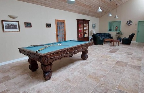 Tiffauges Hotel | HOTEL LE MANOIR DE LA BARBACANE