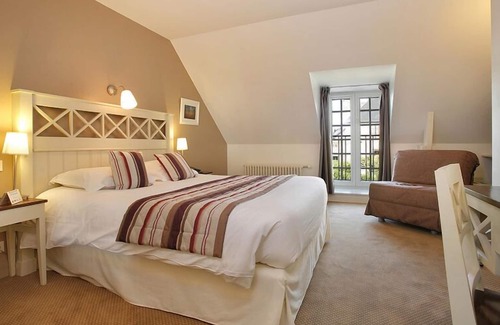 Paimpont Hotel | Hotel Le Relais De Broceliande