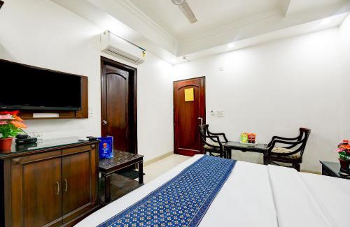 Paharganj Hotel | Hotel Legend International -Just a min walk from New Delhi Railway Station