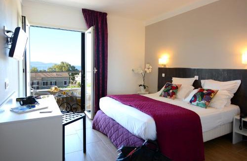 Porto Pollo Hotel | Hotel Les Eucalyptus