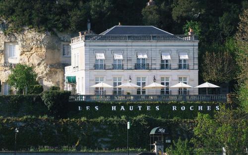 Rochecorbon Hotel | Hotel Les Hautes Roches