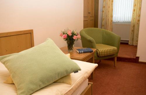 Eversberg Hotel | Hotel Lindenhof