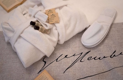 Quartier Vieux Marche-Cathedrale Hotel | Hotel Litteraire Gustave Flaubert, Signature Collection