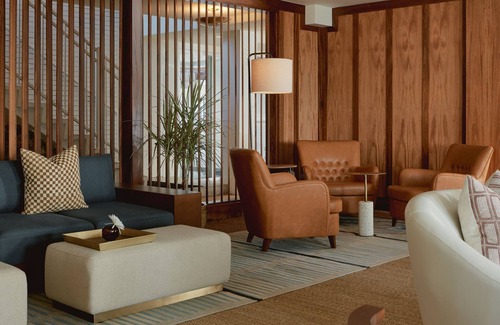 San Jacinto Hotel | Hotel Lucine