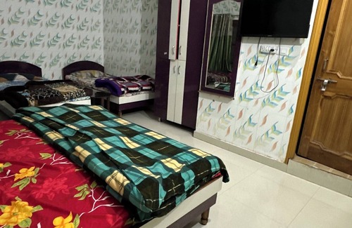 Tehri Hotel | Hotel Maheshswari and Banquet Hall