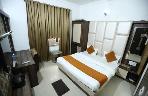 Amritsar Hotel | Hotel Malhotra inn 50 Meter from Golden Temple