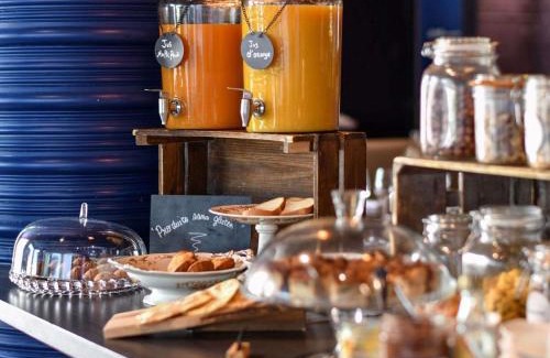 Fontainebleau Hotel | Hotel Mercure Château de Fontainebleau