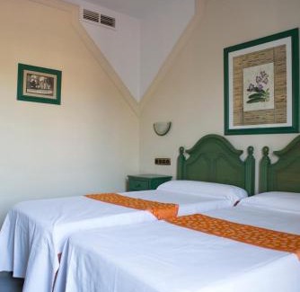 Cabra Hotel | Hotel Mitra Crisálida