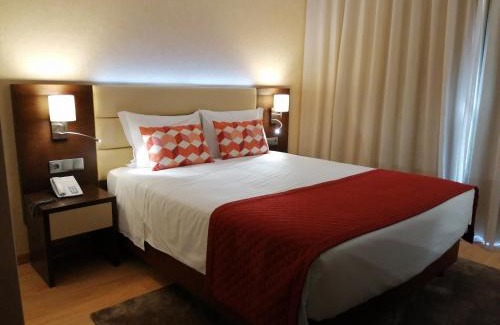Gambelas Hotel | Hotel Monaco
