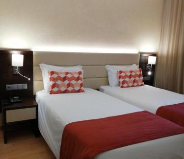 Gambelas Hotel | Hotel Monaco