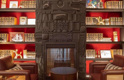 Centro Hotel | Hotel Montera Madrid, Curio Collection By Hilton