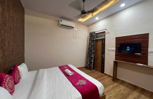 Kalyanpur Hotel | Hotel MoonGaze Inn
