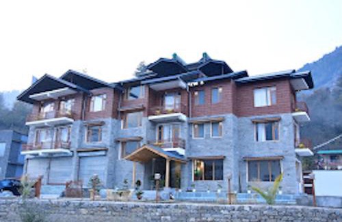 Manali Hotel | Hotel Mountain Majesty's Inn, Manāli