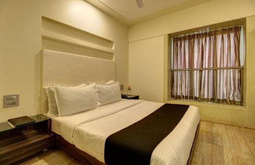 Juhu Hotel | Hotel Mumbai House Juhu, Santacruz West, Mumbai