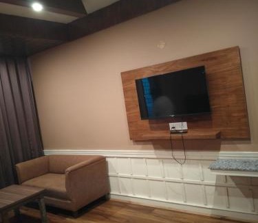 Khattalwada Hotel | Hotel Neelgiri - Manali Diaries