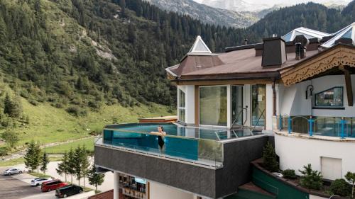 Hintertux Hotel | Hotel Neuhintertux 4 Sterne superior