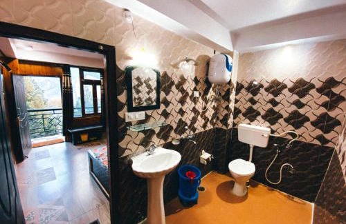 Rekong Peo Hotel | HOTEL NIRVANA