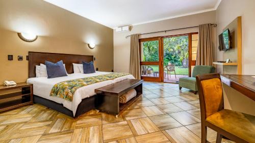 Hazyview Hotel | Hotel Numbi & Garden Suites