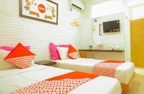 Ngaglik Hotel | Hotel O 32 Guest House