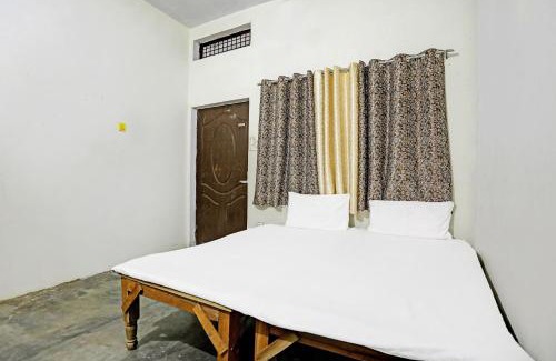 Dhampur Hotel | Hotel O Brothers