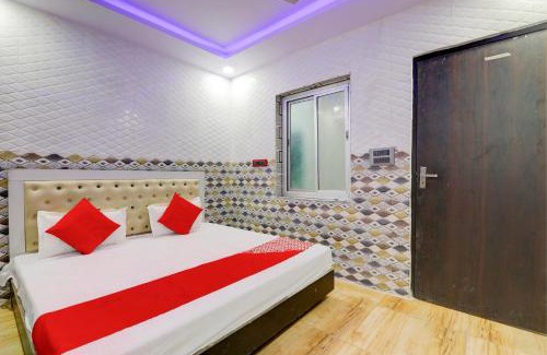 Mohanlalganj Hotel | Hotel O Diamond Palace