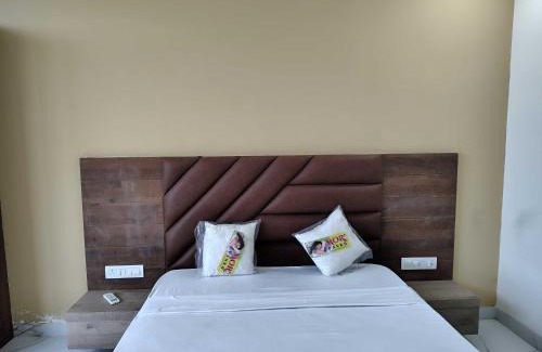 Rau Hotel | Hotel O Eternity Stays