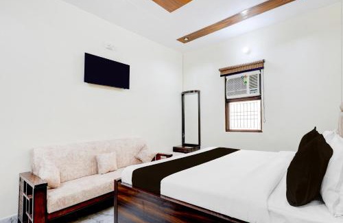 Delhi Hotel | Hotel O Golden Guest house