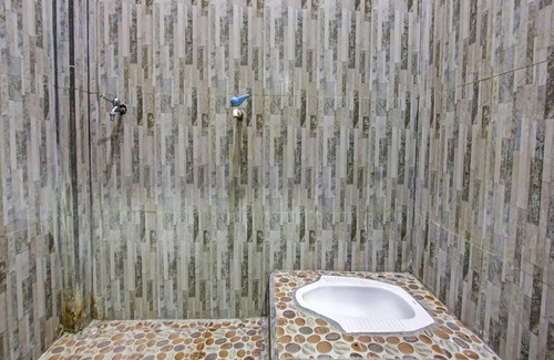 Praya Hotel | Hotel O Homestay Bang HajiNearLapangan Penujak (Inen Gonggang)