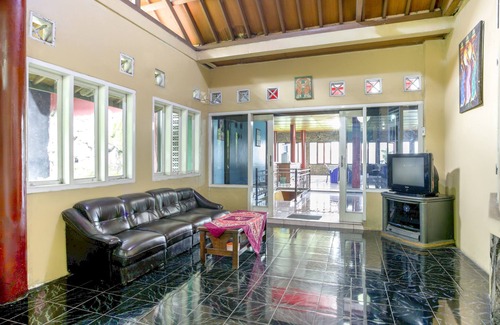 Paseh Hotel | Hotel O Karya Nunggal Asri