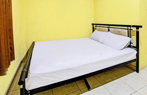 Mataram Hotel | Hotel O Kos Agi Mataram Near Masjid Hissoh Al-Faham