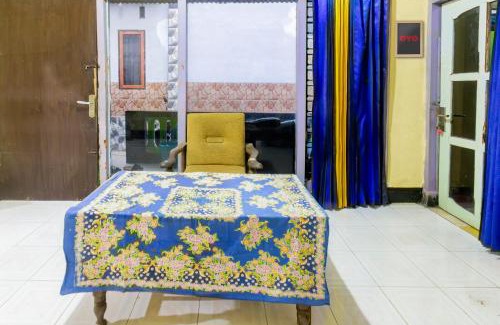 Kecamatan Montong Gading Hotel | Hotel O Lestari Homestay