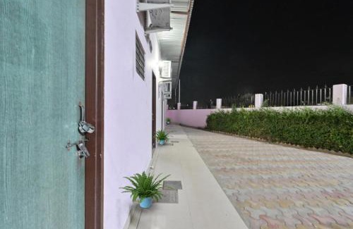 Sanganer Hotel | Hotel O Manuhar Guest House