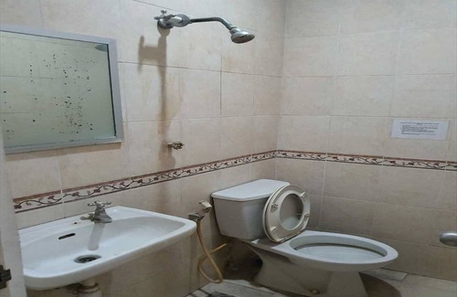 Surabaya Hotel | Hotel O MUMU HOMESTAYNearCarnival Park Surabaya