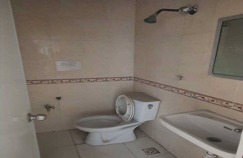 Surabaya Hotel | Hotel O MUMU HOMESTAYNearCarnival Park Surabaya