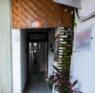 Tomohon Hotel | Hotel O Onong's Homestay Near Dodikjur Rindam XIII/Merdeka