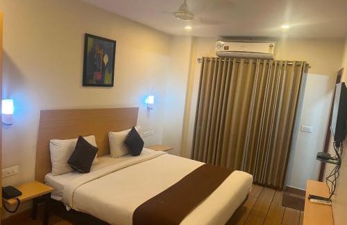 Parvathipuram Hotel | Hotel O Parvathipuram Railway Station Road Formerly Siva Karthikeya Residency