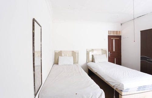 Borneo Hotel | Hotel O Penginapan Budhe Sri