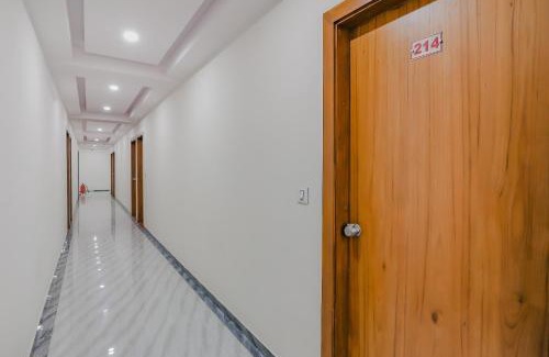 Gandhinagar Hotel | Hotel O Raj Villa
