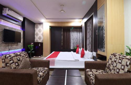 Dhule Hotel | Hotel O Shri Sai Niwara Lodge