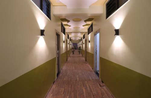 Dhule Hotel | Hotel O Shri Sai Niwara Lodge