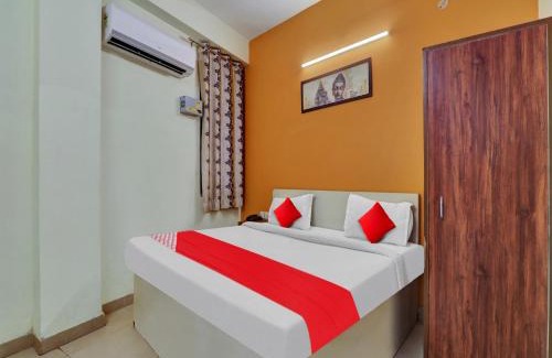 Gomti Nagar Hotel | Hotel O SMS