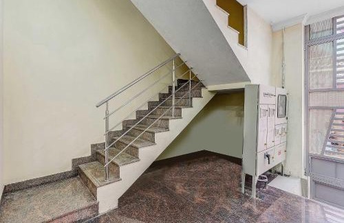 Bengaluru Hotel | Hotel O Sri Thirumala Lodge