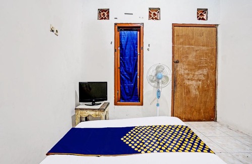 Surabaya Hotel | Hotel O Tarlo Guest House 4