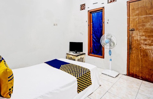 Surabaya Hotel | Hotel O Tarlo Guest House 4