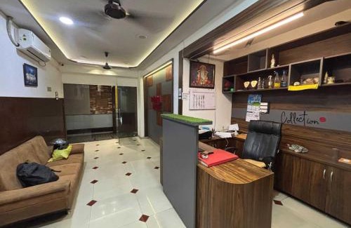 Surat Hotel | Hotel O VJ rooms